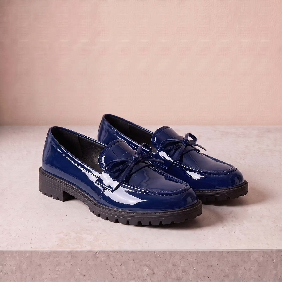Dames Lakloafers met Strikdetail en Plateauzool