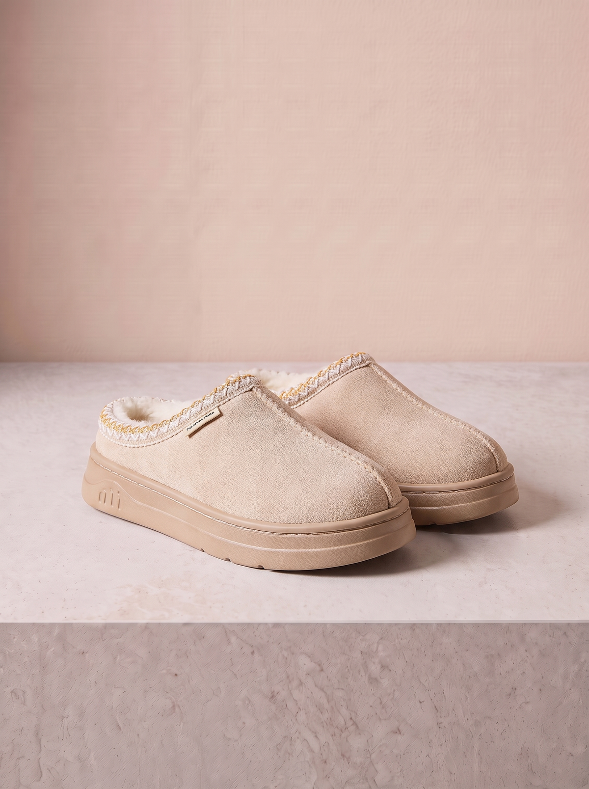 Dames Gevoerde Pantoffels met Corduroy Afwerking