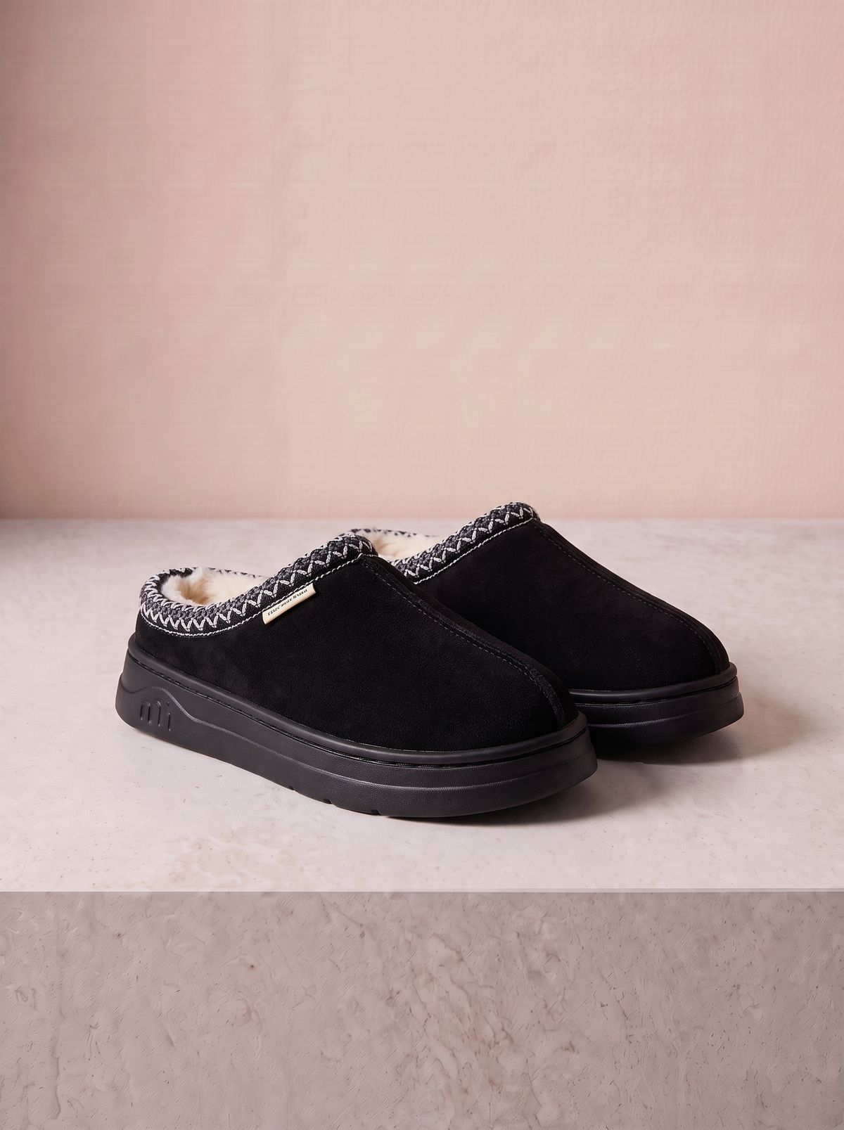 Dames Gevoerde Pantoffels met Corduroy Afwerking